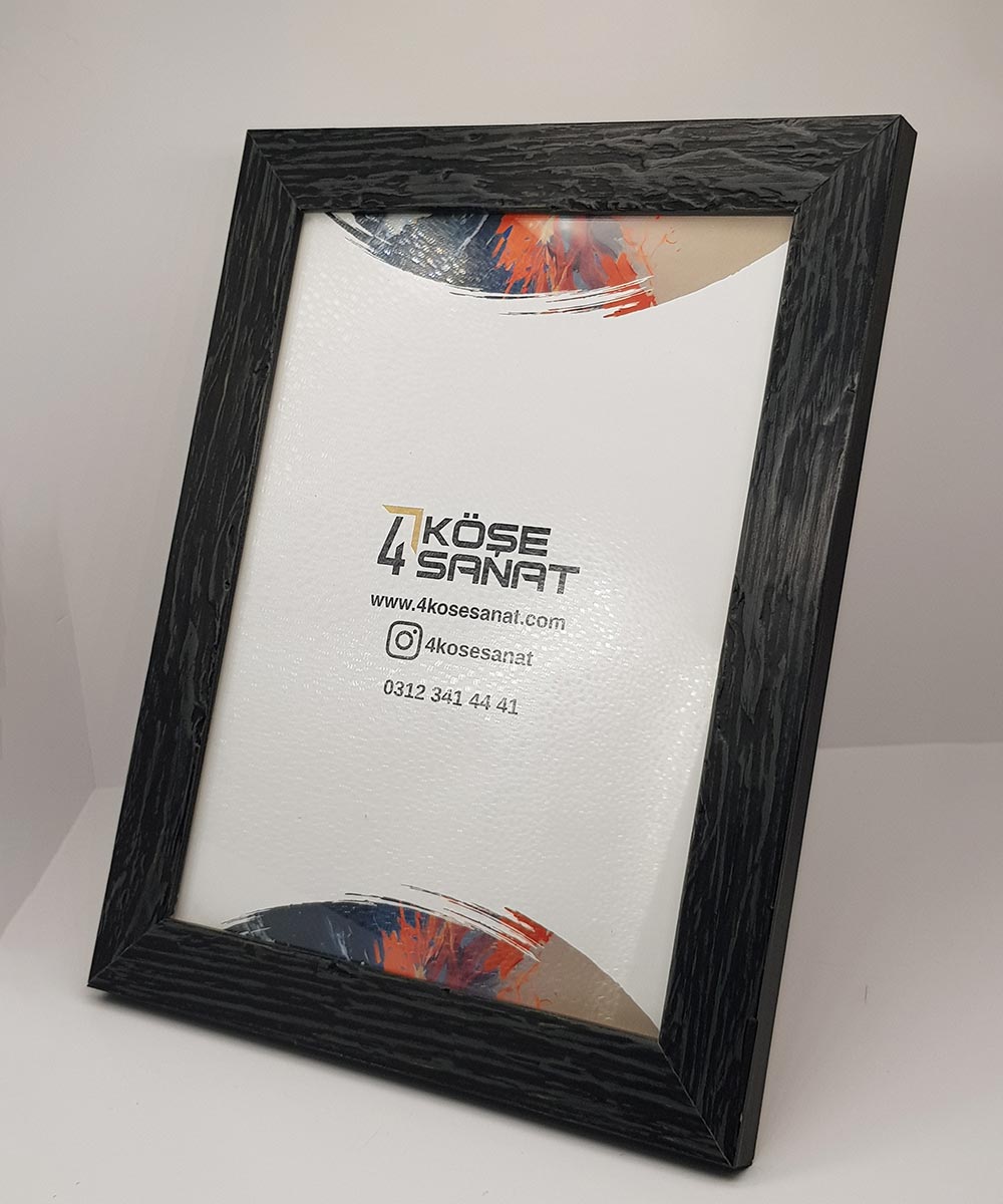 26’lık Siyah Ahşap Çerçeve – Camlı Masa Üstü Model